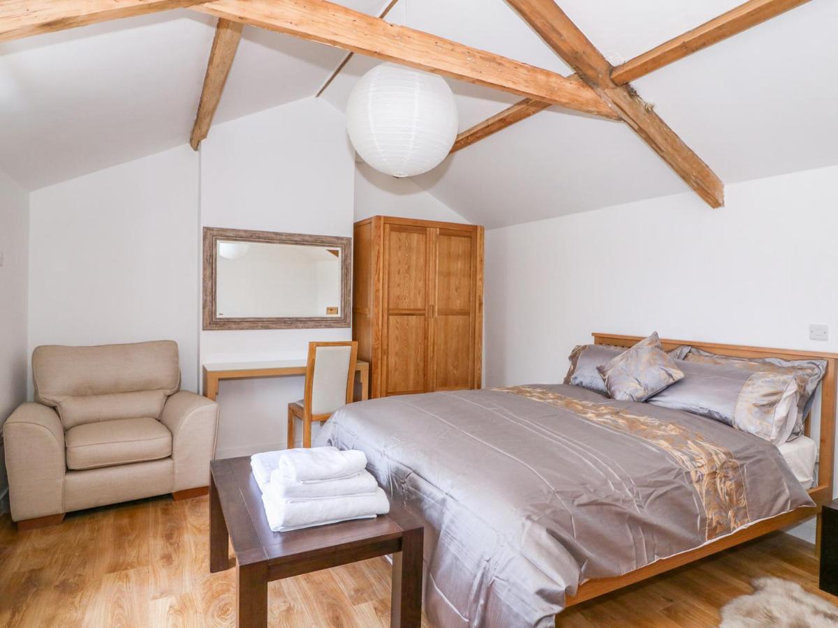 Crooked Hill Cottage Ammanford Bagian luar foto
