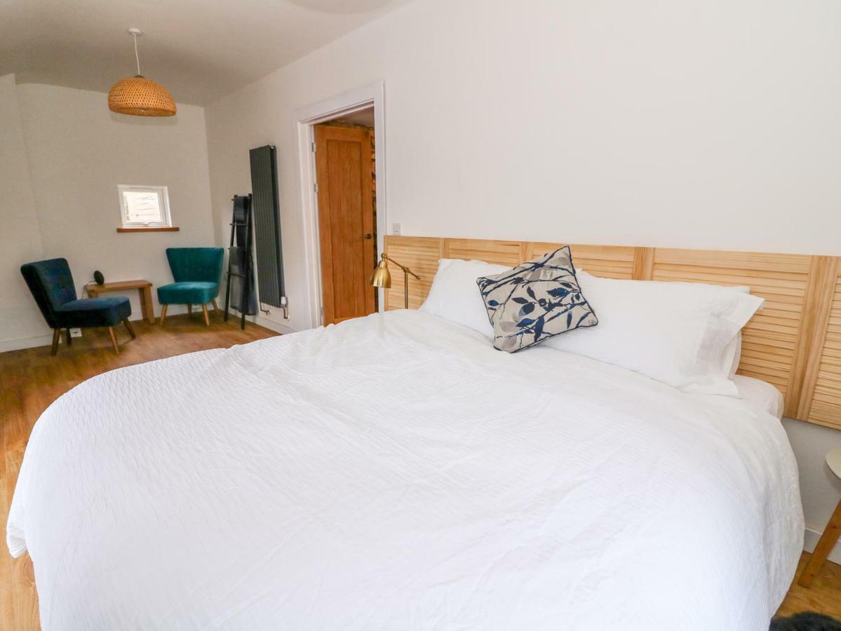 Crooked Hill Cottage Ammanford Bagian luar foto